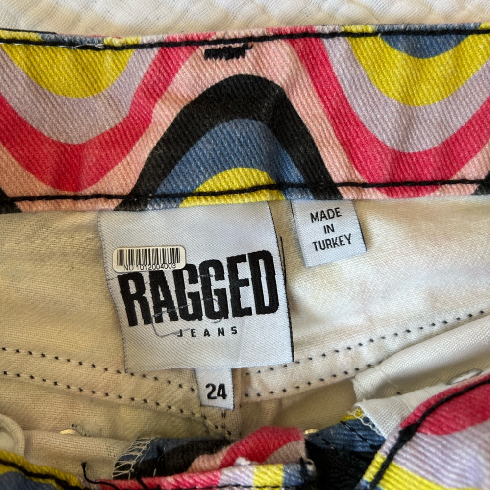 🌈Funky Like New Ragged Jeans🌈 - Picture 4 of 6